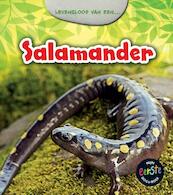 Levensloop van een salamander - Charlotte Guillain (ISBN 9789461757166)