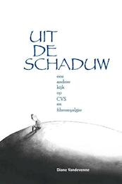 Uit de schaduw - Diane Vandevenne (ISBN 9789462660892)